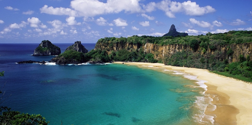 A melhor praia do mundo é Fernando de Noronha!